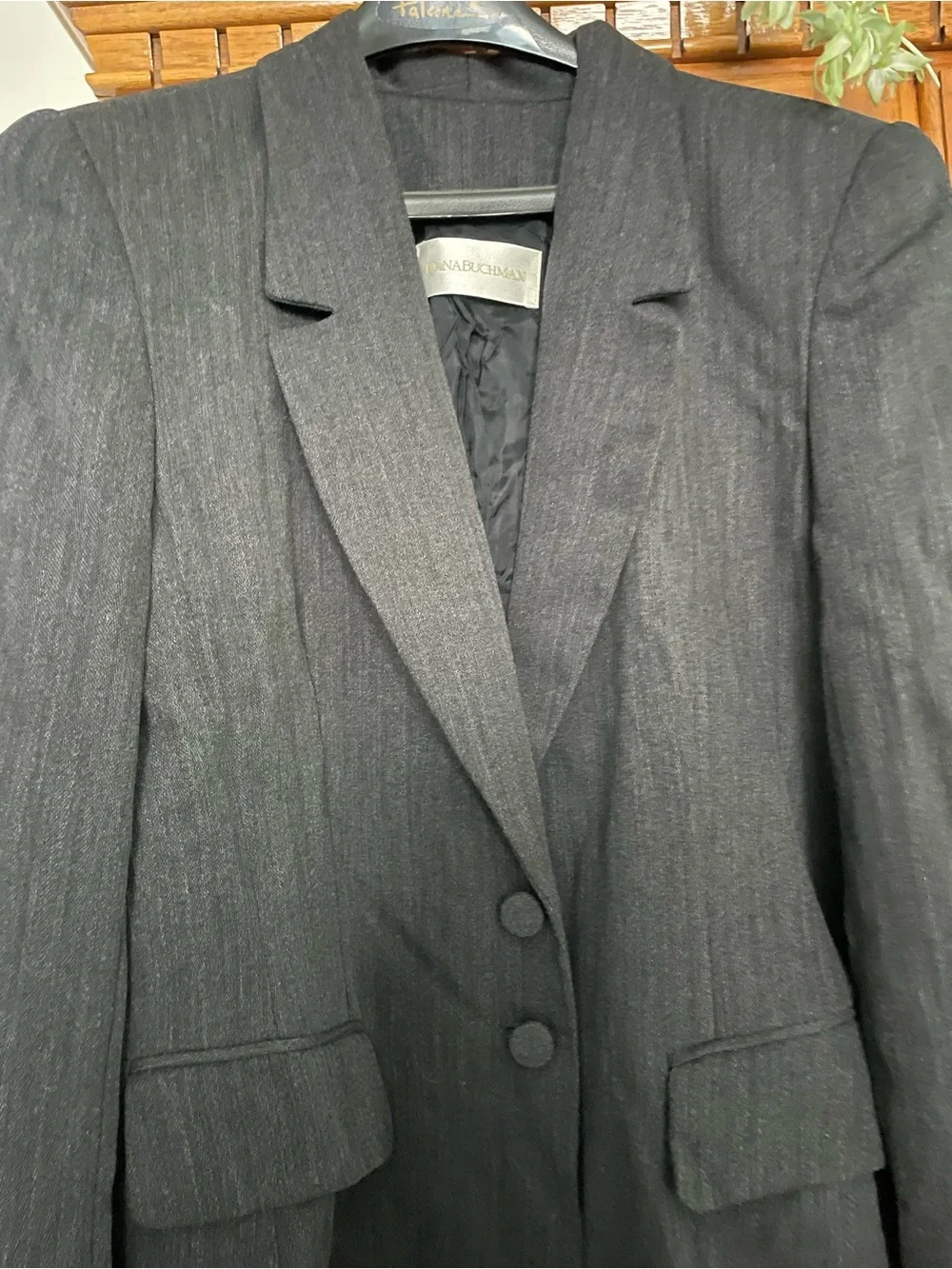 Dana Buchman Dk Gray 2Piece Women's Skirt Suit - Blazer SZ 14 & Skirt SZ 12*flaw